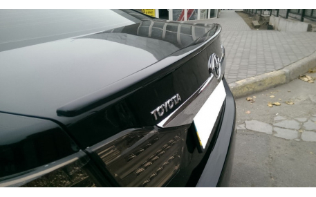 Спойлер Toyota Camry V50