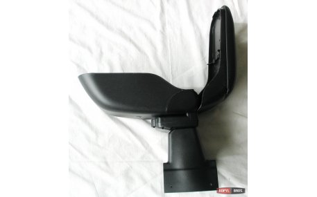 Подлокотник Renault Duster
