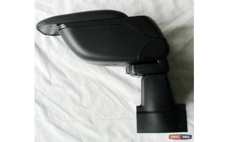 Подлокотник Renault Duster