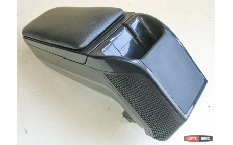 Подлокотник Skoda Octavia A7