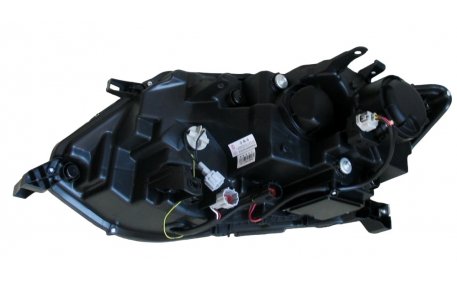 Фары передние Nissan X-Trail T32 2017-2020