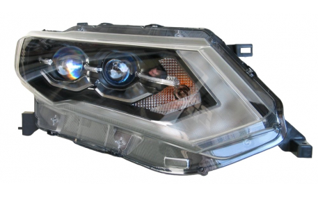 Фары передние Nissan X-Trail T32 2017-2020