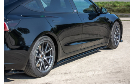 Пороги Tesla Model 3