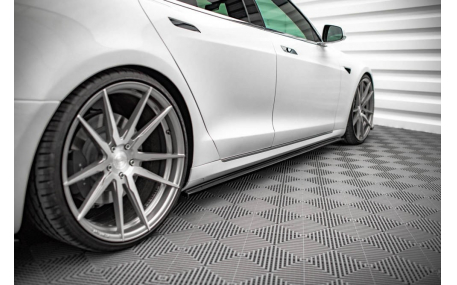 Пороги Tesla Model S