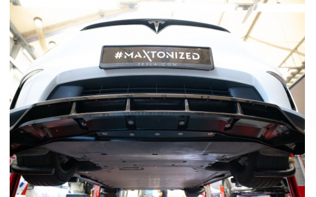 Накладка передняя Tesla Model X 2021-2025