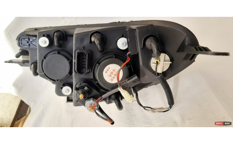 Фары передние Ford EcoSport