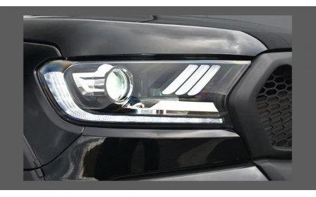 Фары передние Ford Ranger 2015-2021
