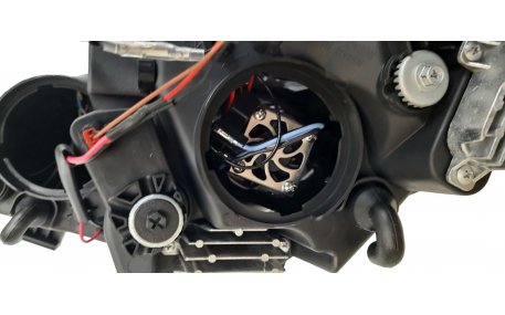 Фары передние HYUNDAI Sonata YF