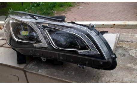 Фары передние HYUNDAI Sonata LF