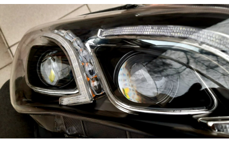 Фары передние HYUNDAI Sonata LF