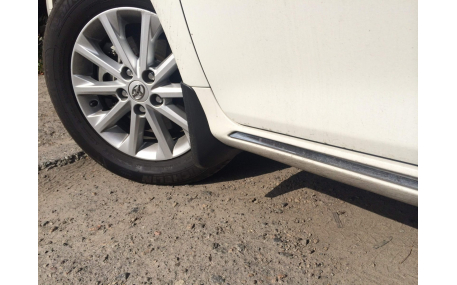 Брызговики Toyota Camry V50