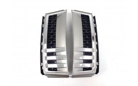 Решетка радиатора Range Rover Vogue 2009-2012