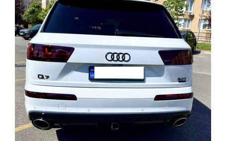 Накладка задняя Audi Q7