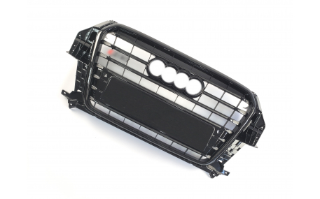 Решетка радиатора Audi Q3 2011-2014