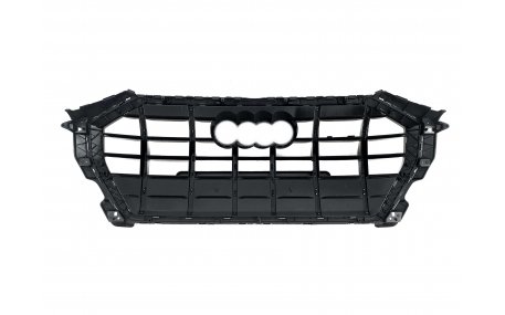 Решетка радиатора Audi Q3 2018-2022