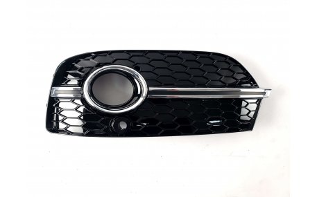 Решетки бампера Audi Q3 2011-2014