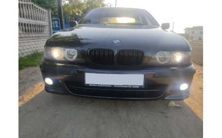 Решетка радиатора BMW 5 (E39)