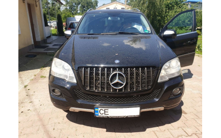 Решетка радиатора Mercedes ML-class W164 2009-2011