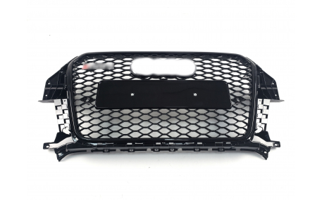 Решетка радиатора Audi Q3 2011-2014