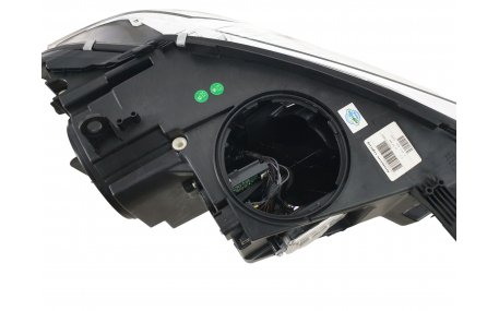 Фары передние BMW X5 (F15)