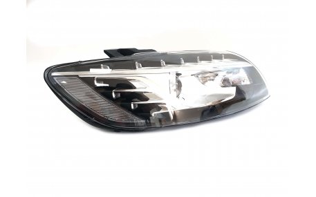 Фары передние Audi Q7 2010-2015