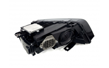 Фары передние Audi Q3