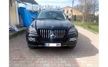 Решетка радиатора Mercedes GL-class X164