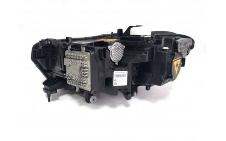 Фары передние BMW X5 G05 2019-2023