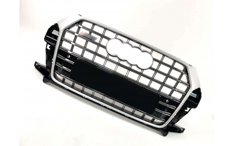 Решетка радиатора Audi Q3 2014-2018