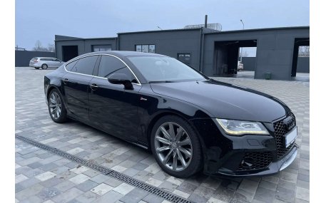 Бампер передний Audi A7 2010-2014