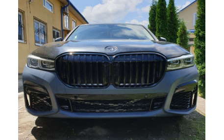 Решетка радиатора BMW 7 (G11) 2019-2022