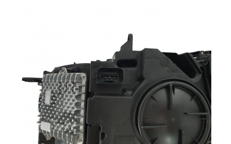 Фары передние BMW X5 (F15)