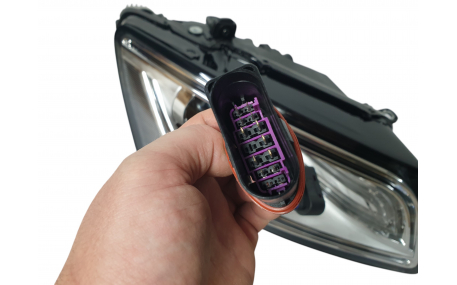 Фары передние Audi Q5 2008-2012