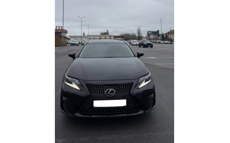 Решетка радиатора Lexus ES 2015-2018