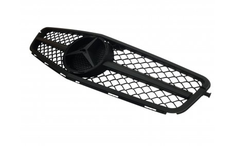 Решетка радиатора Mercedes C-class W204