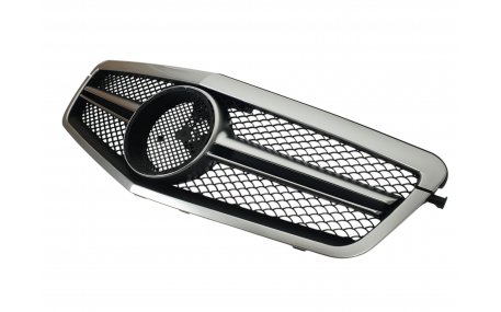 Решетка радиатора Mercedes E-class W212 2009-2013
