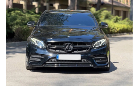 Решетка радиатора Mercedes E-class W213 2016-2020