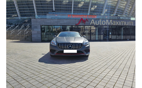 Решетка радиатора Mercedes SLK-class R172