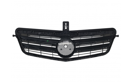 Решетка радиатора Mercedes E-class W212 2009-2013