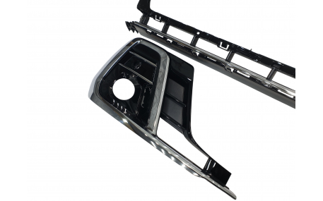 Решетки бампера Audi A8 D5 2021-2025