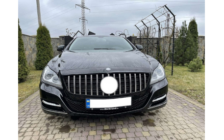 Решетка радиатора Mercedes CLS-class W218 2011-2014