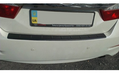 Накладка на задний бампер Toyota Camry V50