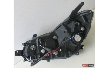 Фары передние Subaru XV