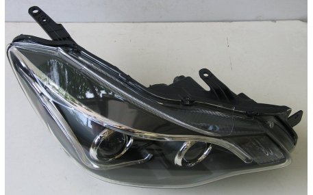 Фары передние Subaru XV