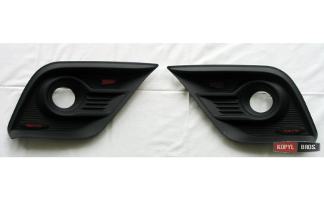 Накладки на кузов Toyota Hilux