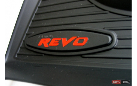 Накладки на кузов Toyota Hilux