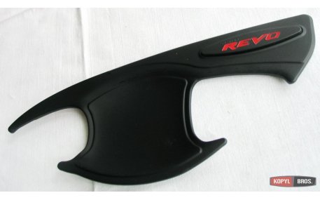 Накладки на кузов Toyota Hilux