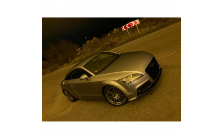 Решетка радиатора Audi TT