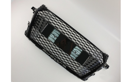 Решетка радиатора Audi TT