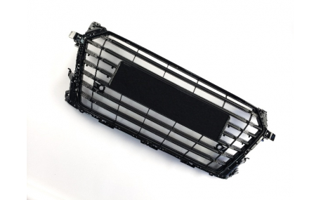 Решетка радиатора Audi TT